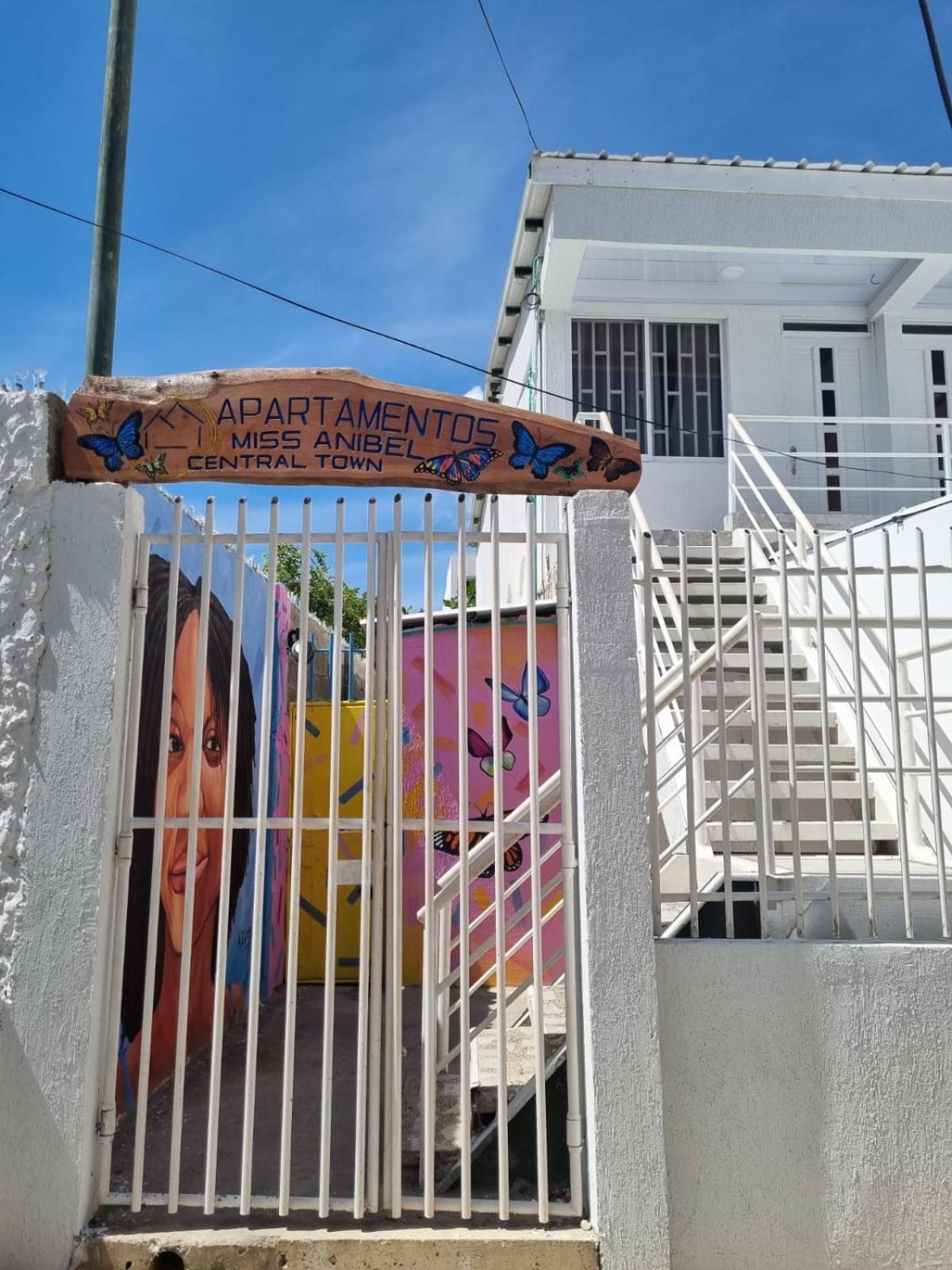 Posada Miss Anibel Central Town San Andrés Zewnętrze zdjęcie